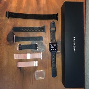 Nike+ Apple Watch Series 2. 42mm WITH box & bands